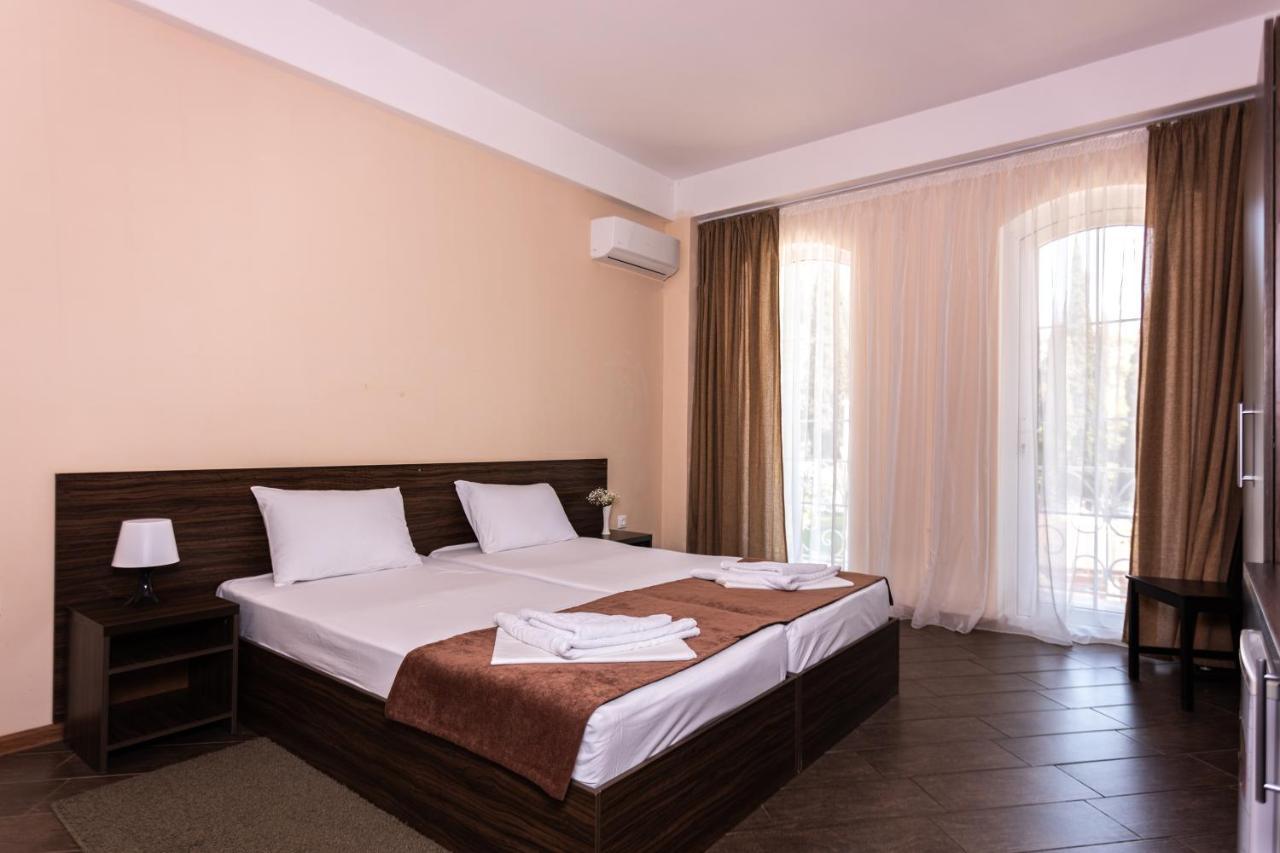 Hotel Nikopoli On Vodopadnaya 21А New Athos Zewnętrze zdjęcie