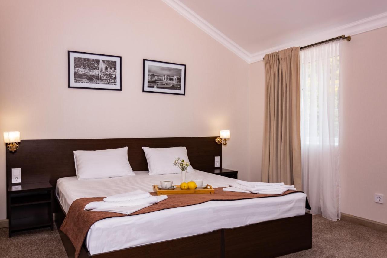 Hotel Nikopoli On Vodopadnaya 21А New Athos Zewnętrze zdjęcie