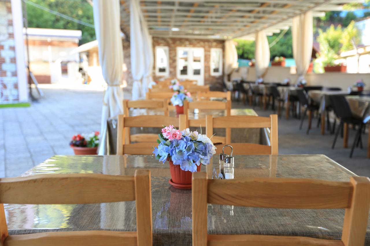 Hotel Nikopoli On Vodopadnaya 21А New Athos Zewnętrze zdjęcie